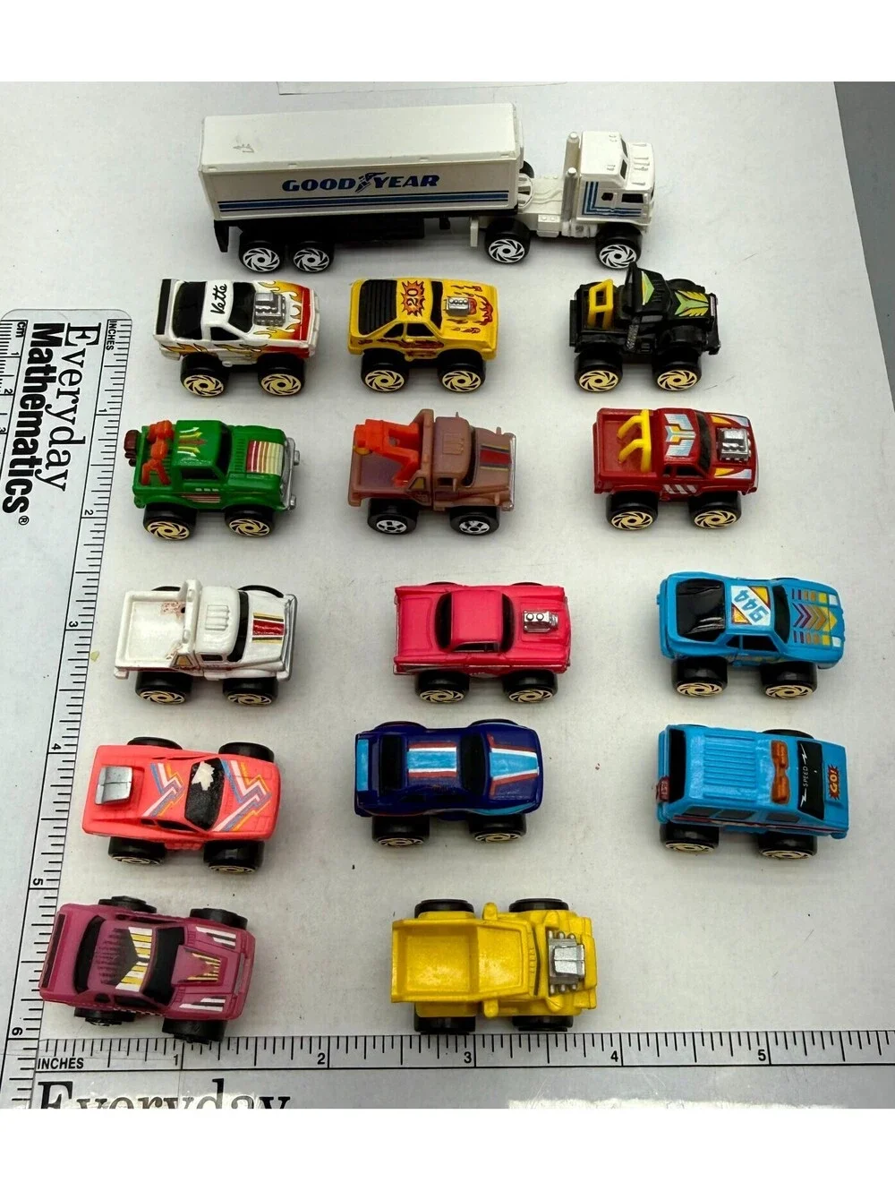 1987 Galoob Micro Machines ROAD CHAMPS Mini Monster Wheels Car / Truck Lot 15